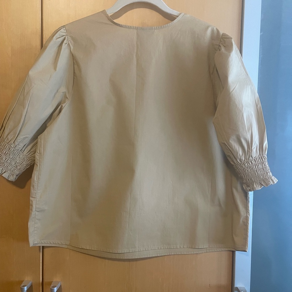 Who What Wear Beige Puff Sleeve Blouse